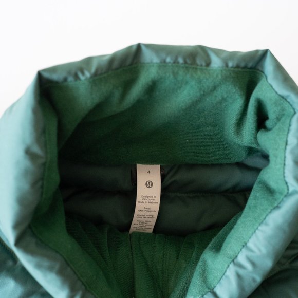 Lululemon Lightweight Relaxed-Fit Down Puffer Jacket Everglade Green - Picture 9 of 15